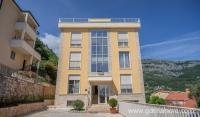 Apartments Bonazza, privat innkvartering i sted Buljarica, Montenegro